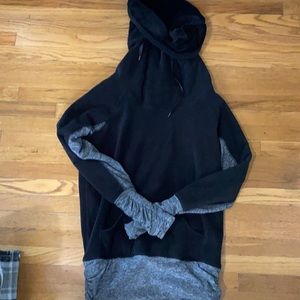 Lululemon Women’s Fleece Sweatshirt.